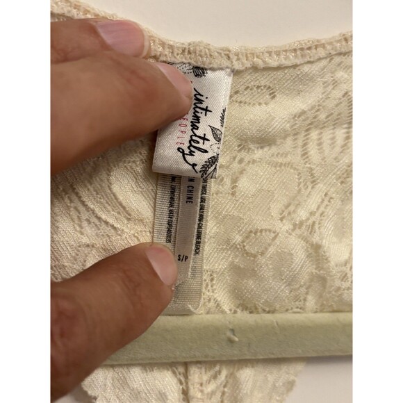 Free People Womens Gallon Lace Floral Nude Racerback Lace Bralette Size  S/P - Picture 3 of 12